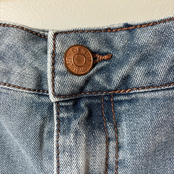 Denim Maxi skirt in size 14. EUC. Cotton Blend, back Slit. - Picture 5 of 8